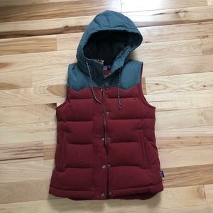 Women’s Patagonia down vest